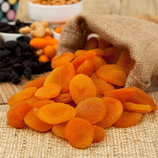 Dried Apricots: Benefits and Nutrients