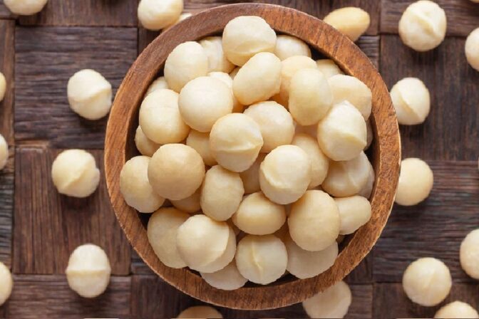 Macadamia Nuts: Health Benefits and Nutritional Information